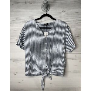 Button-Front Tie-Hem Stripe Top - Blue/White